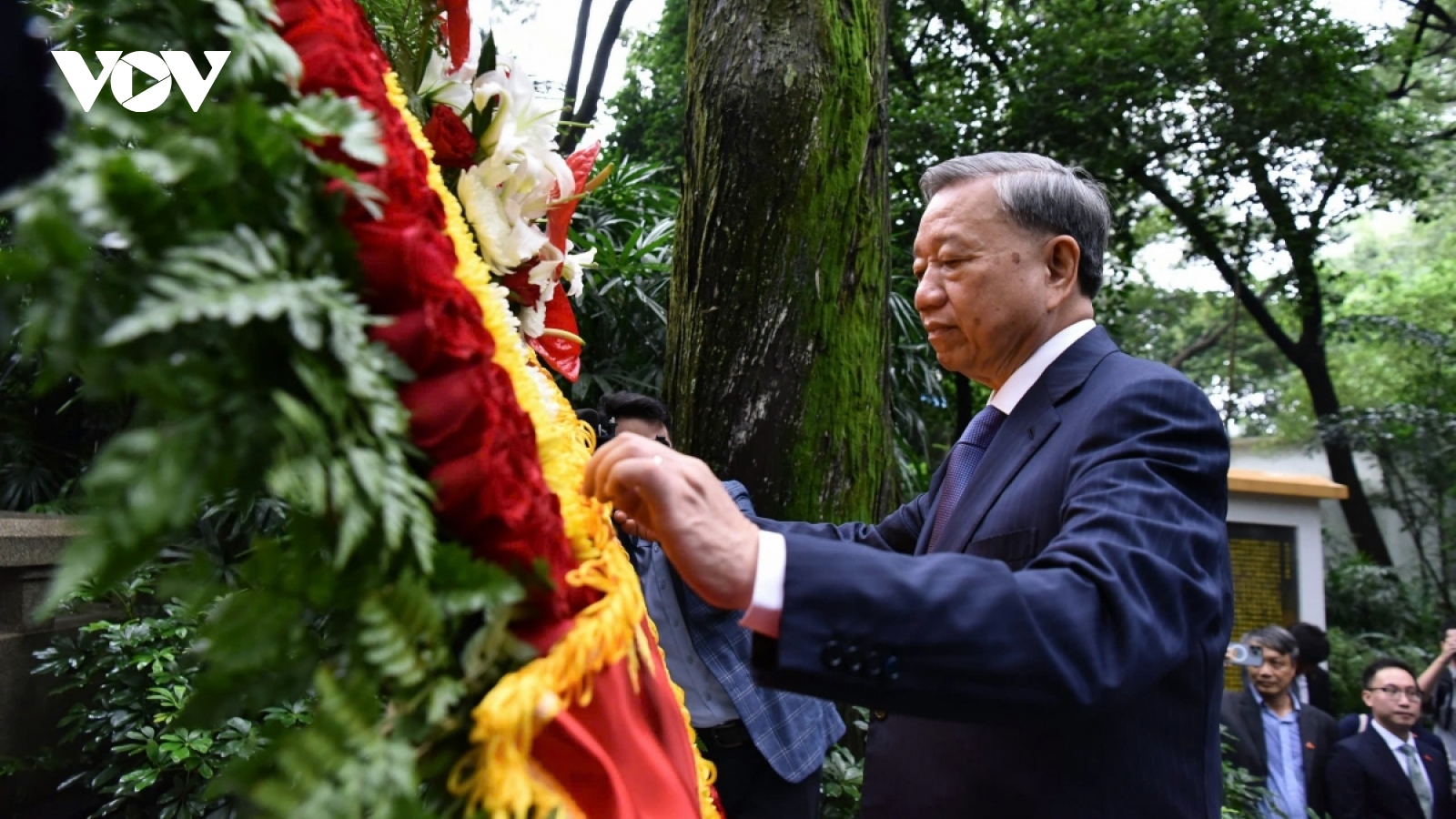 Party leader To Lam visits historical relic sites in Guangzhou, China